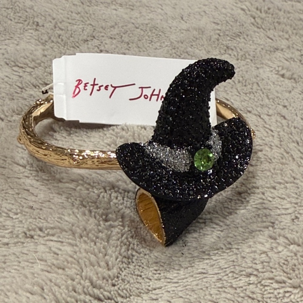 Betsey Johnson Glittery Black Witch Hat Bracelet with Green Gem